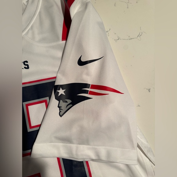 Ezekiel Elliott New England Patriots Jersey - Picture 8 of 8